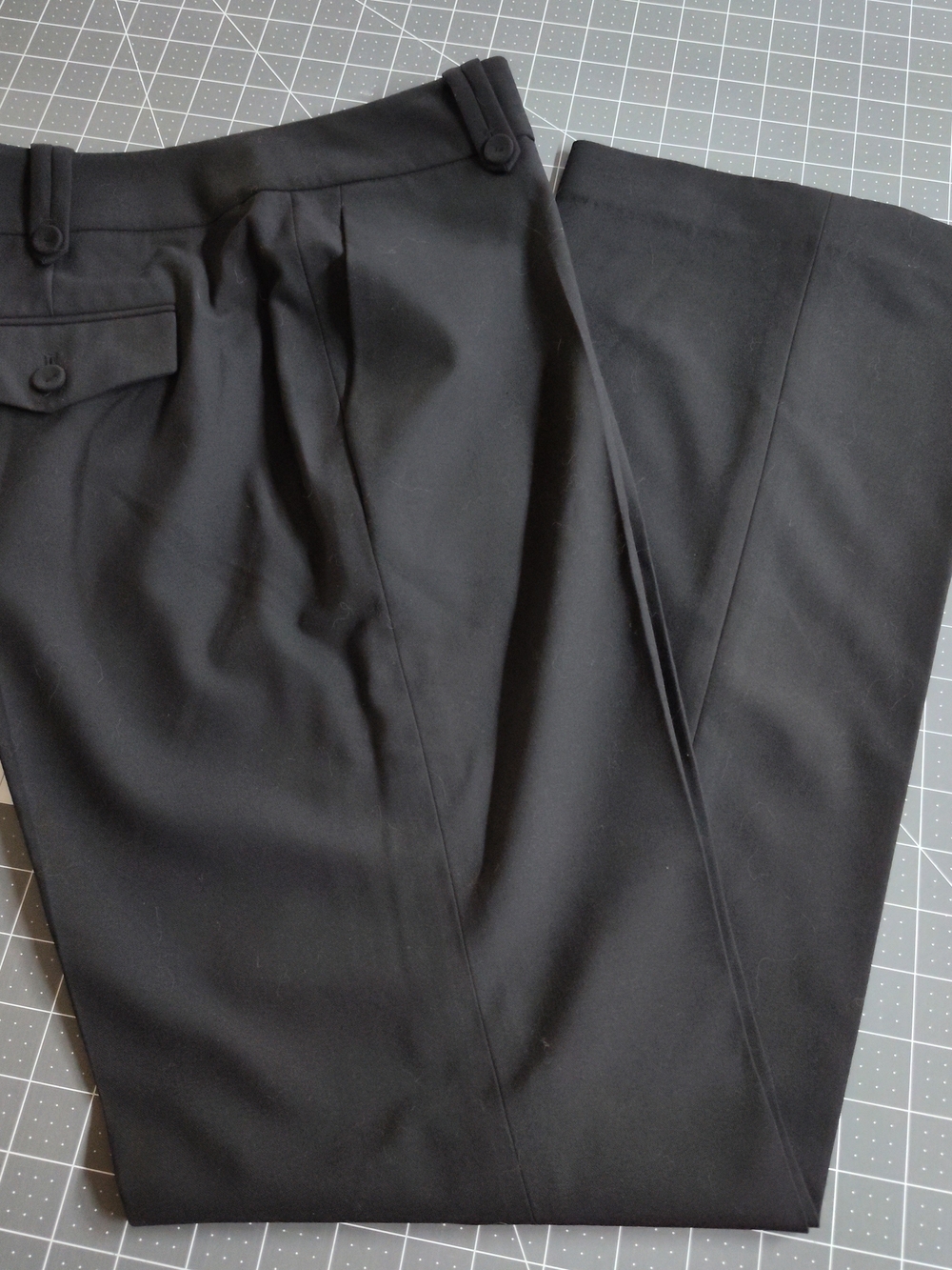 Talbots Women's Black Relaxed Fit Trousers size 6